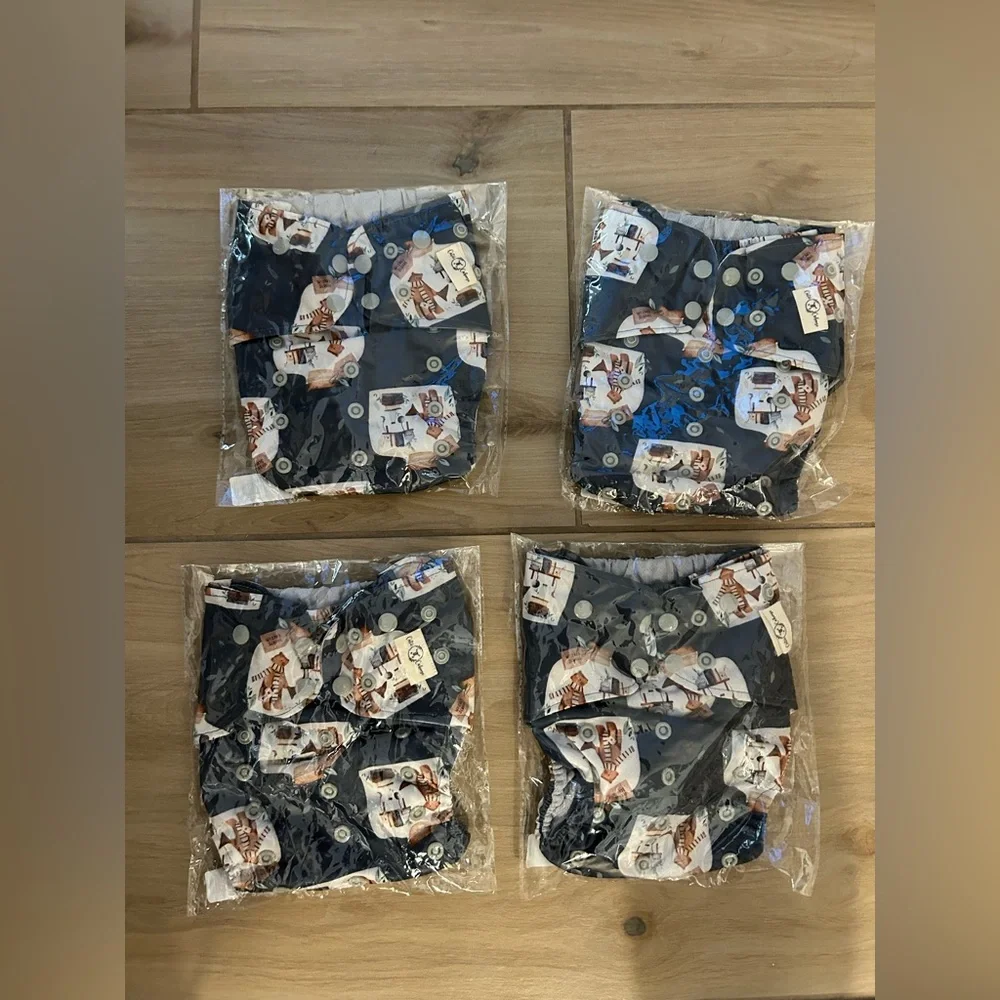 NEW Pack of 4 Wizard School One Size Pocket Baby Diaper Waterproof Fits 8-55 lbs